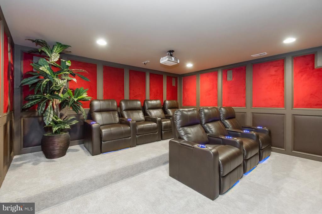 29666 JAEGERS COURT