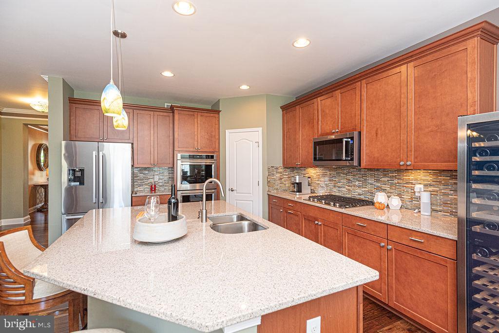 18622 OLD CANAL LANE