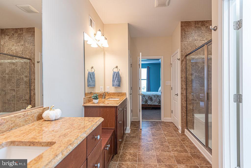 18622 OLD CANAL LANE