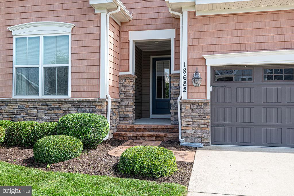 18622 OLD CANAL LANE