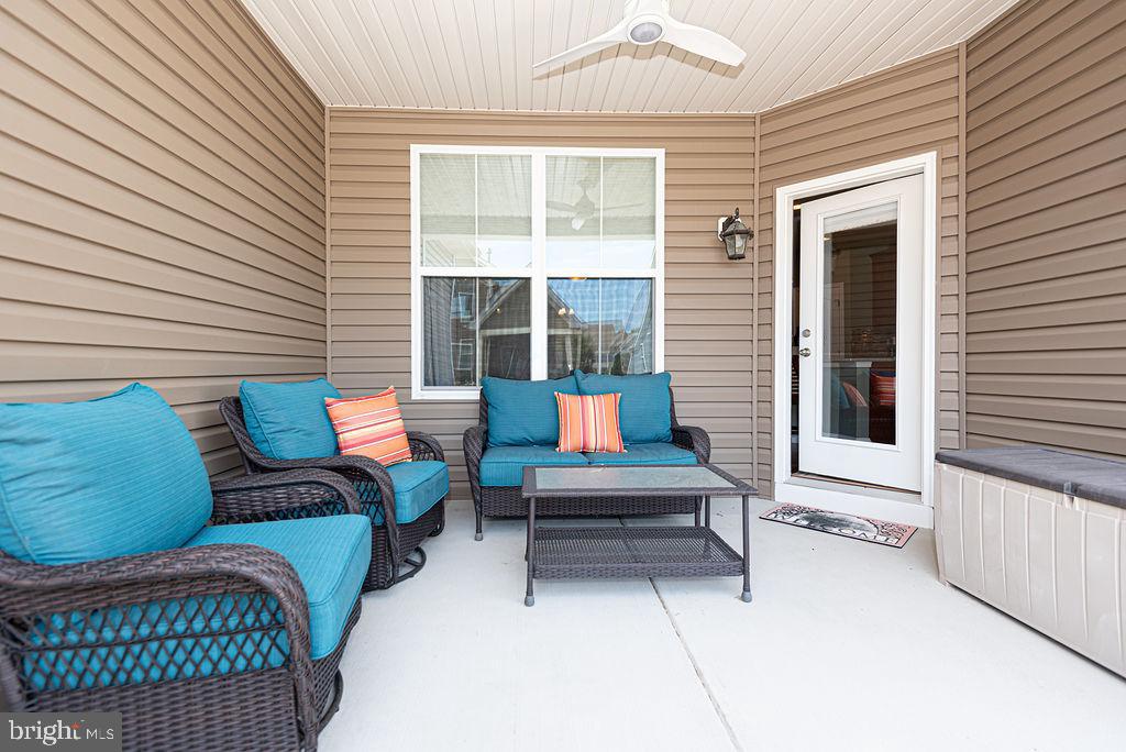 18622 OLD CANAL LANE