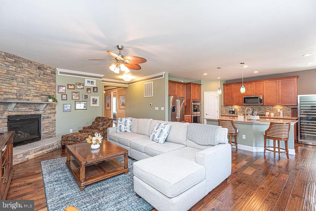 18622 OLD CANAL LANE