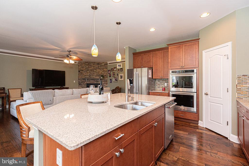 18622 OLD CANAL LANE