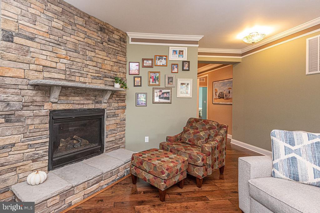 18622 OLD CANAL LANE