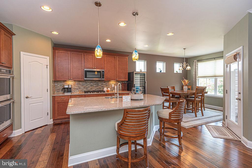 18622 OLD CANAL LANE