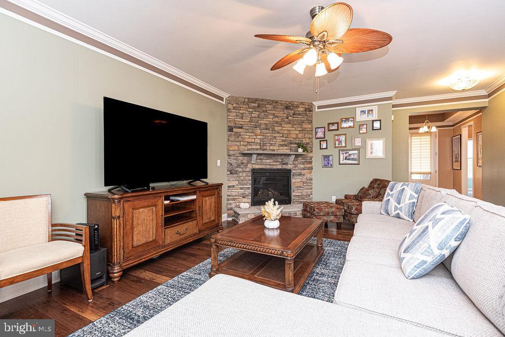 18622 OLD CANAL LANE