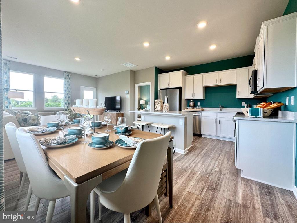 9297 GREENWAY TRAIL