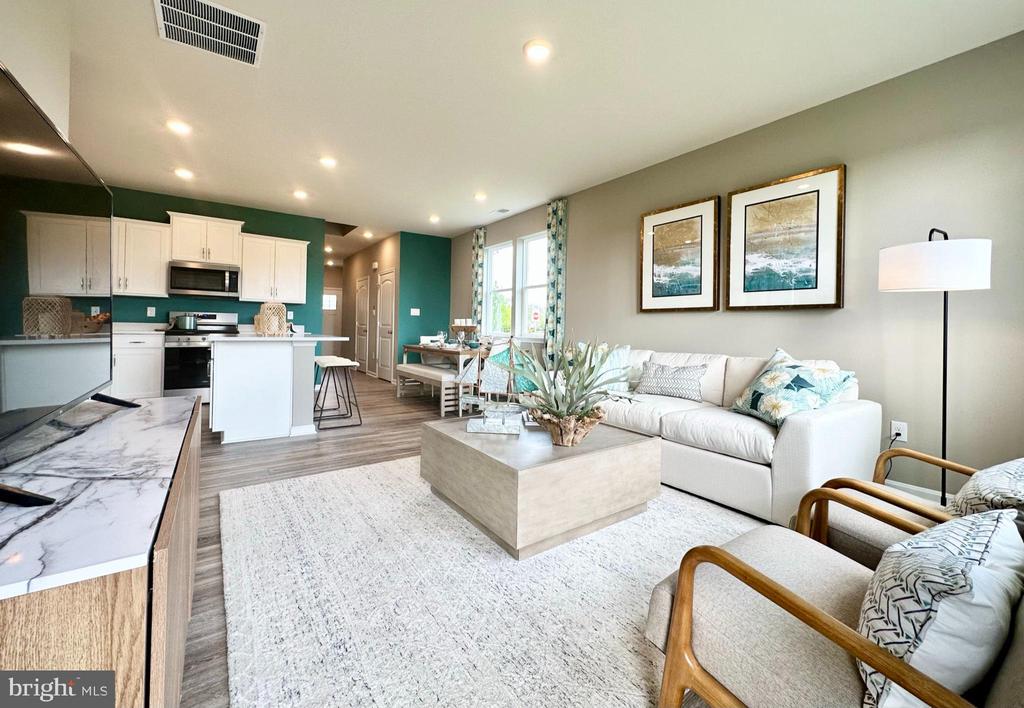 9297 GREENWAY TRAIL