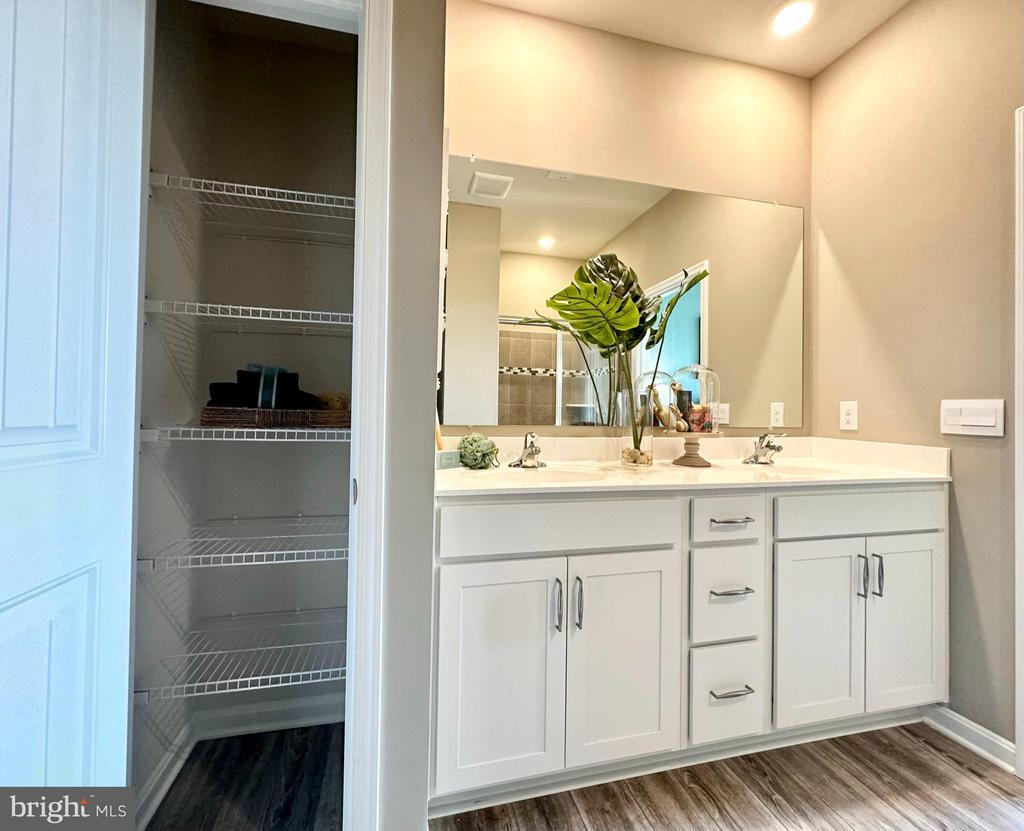 9297 GREENWAY TRAIL
