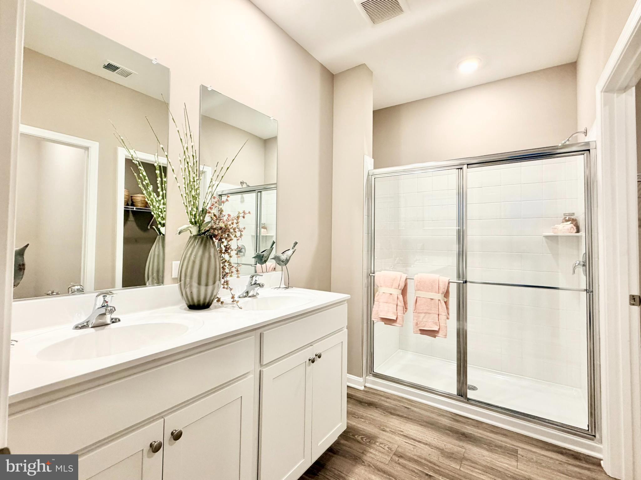 34222 FOREST ACRES DRIVE