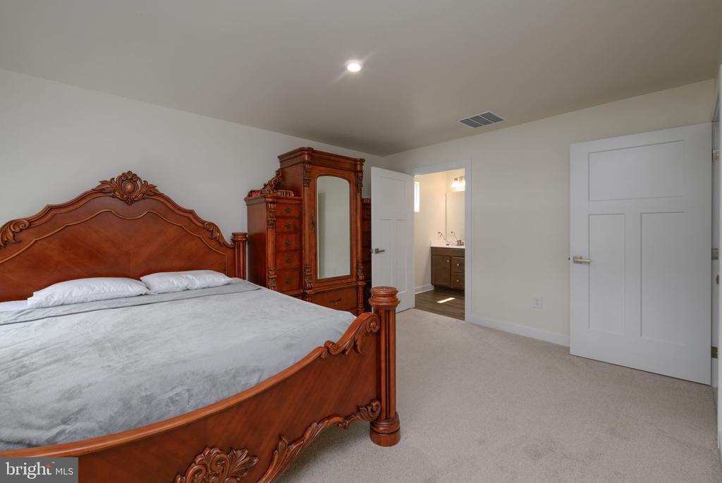 25100 ASPEN CIRCLE