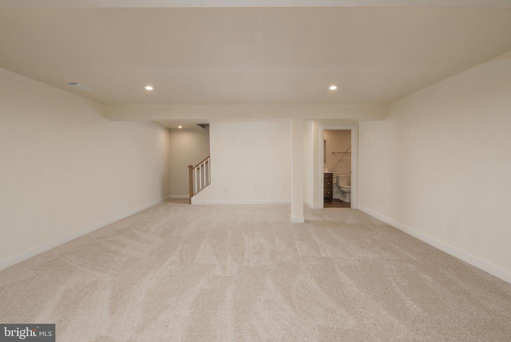 25100 ASPEN CIRCLE