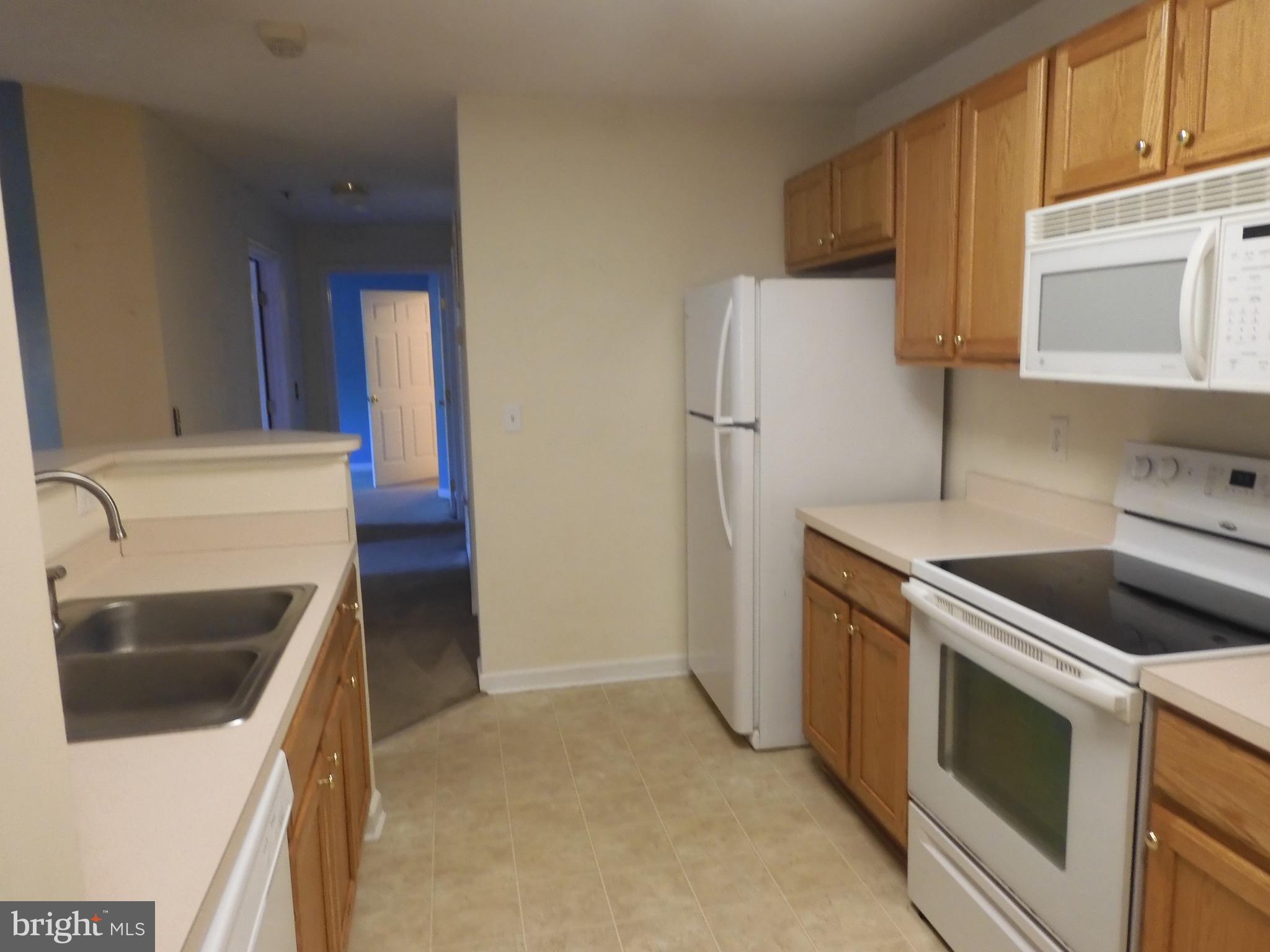 8706 NATURES TRAIL COURT 101