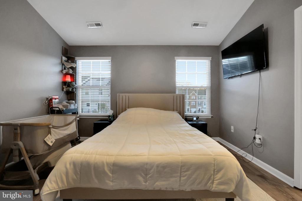 7524 BRIARGROVE LANE