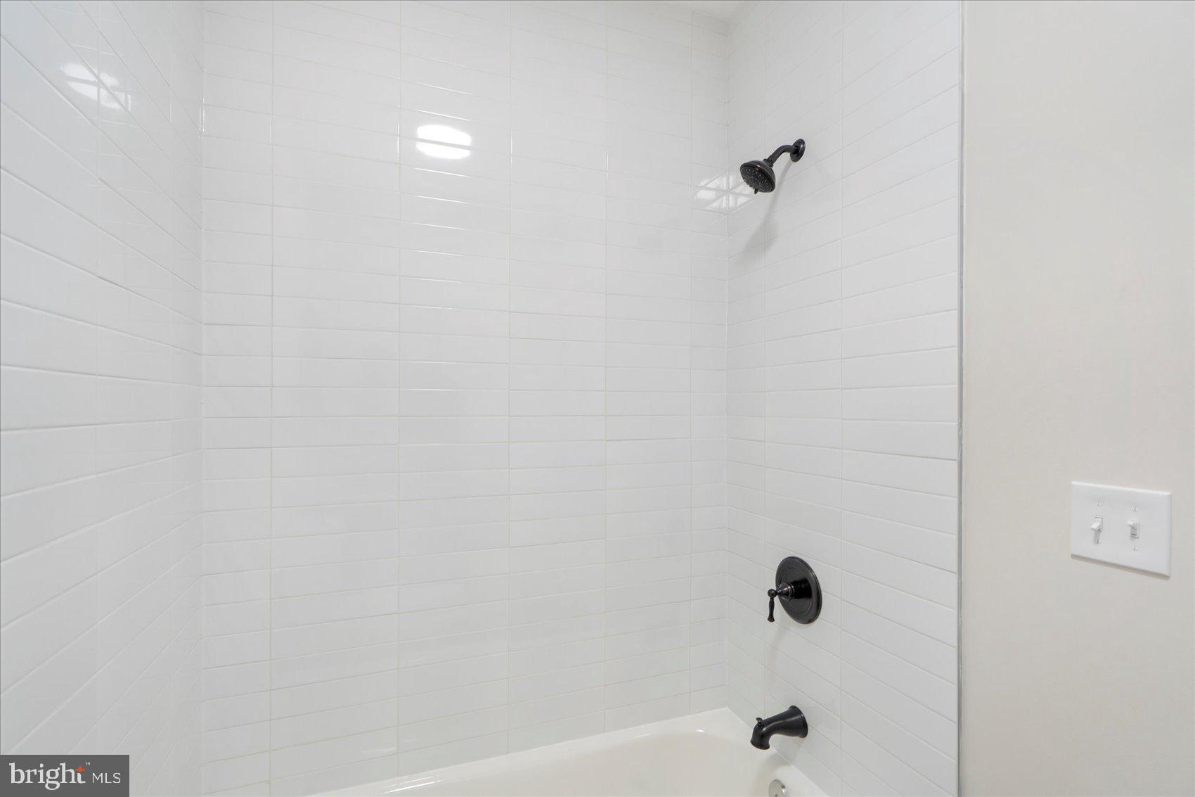 1428 COVINGTON STREET