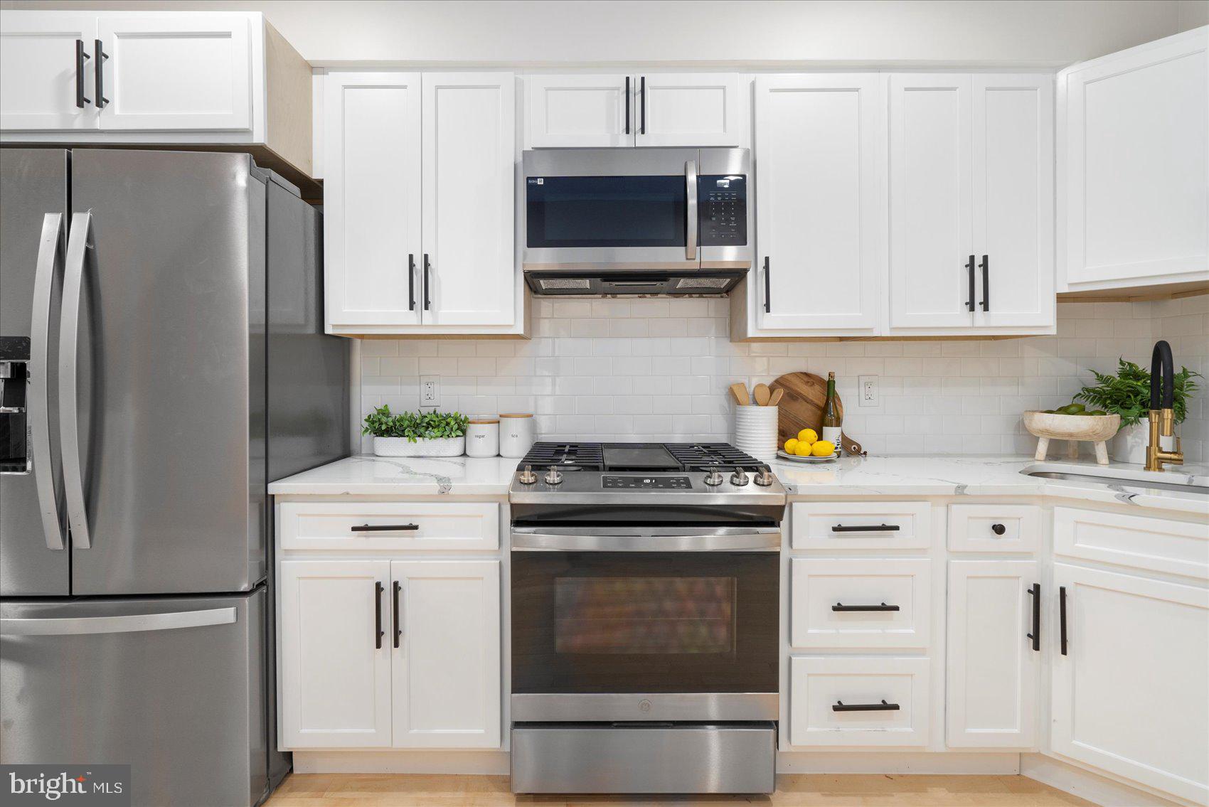 1428 COVINGTON STREET