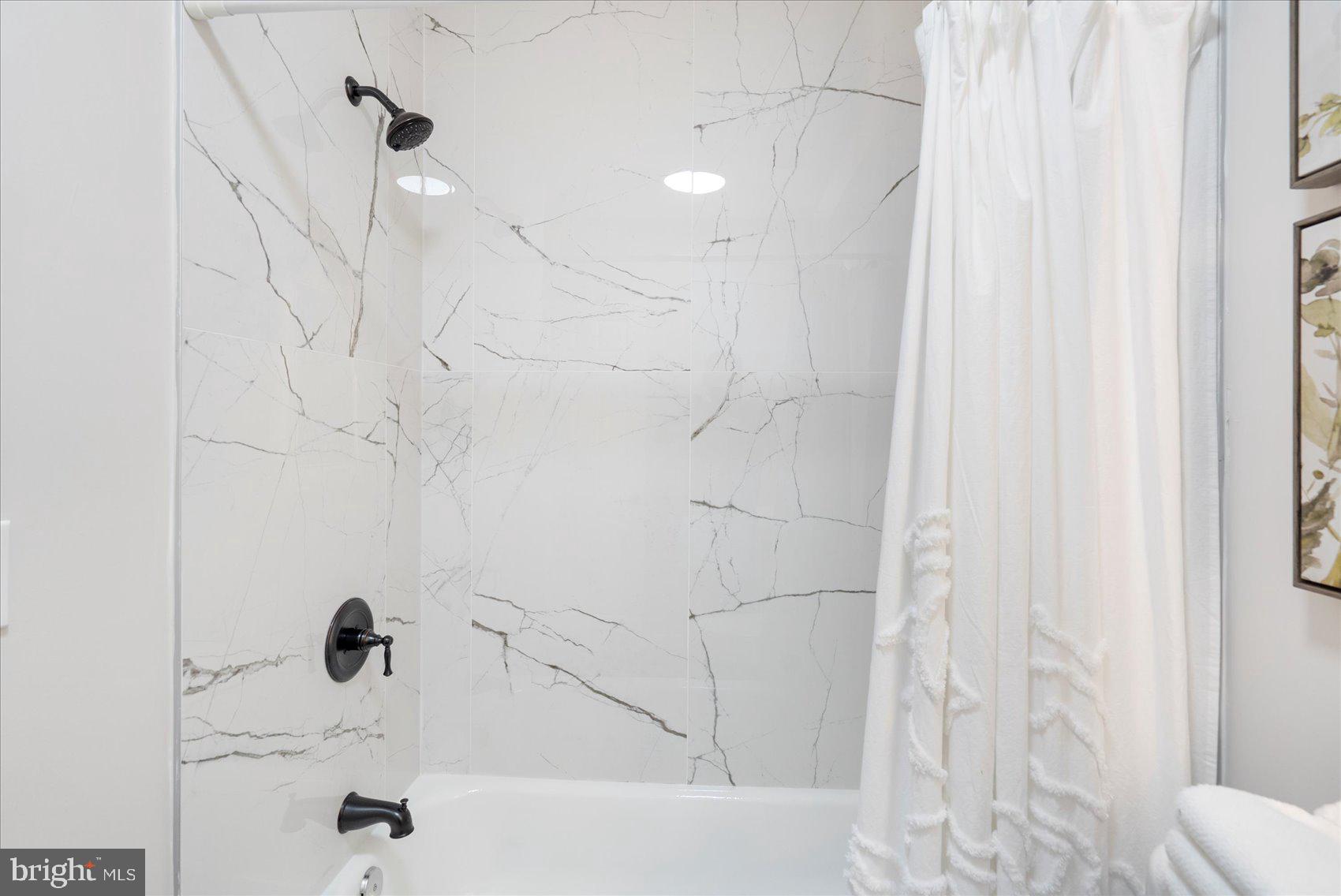 1428 COVINGTON STREET