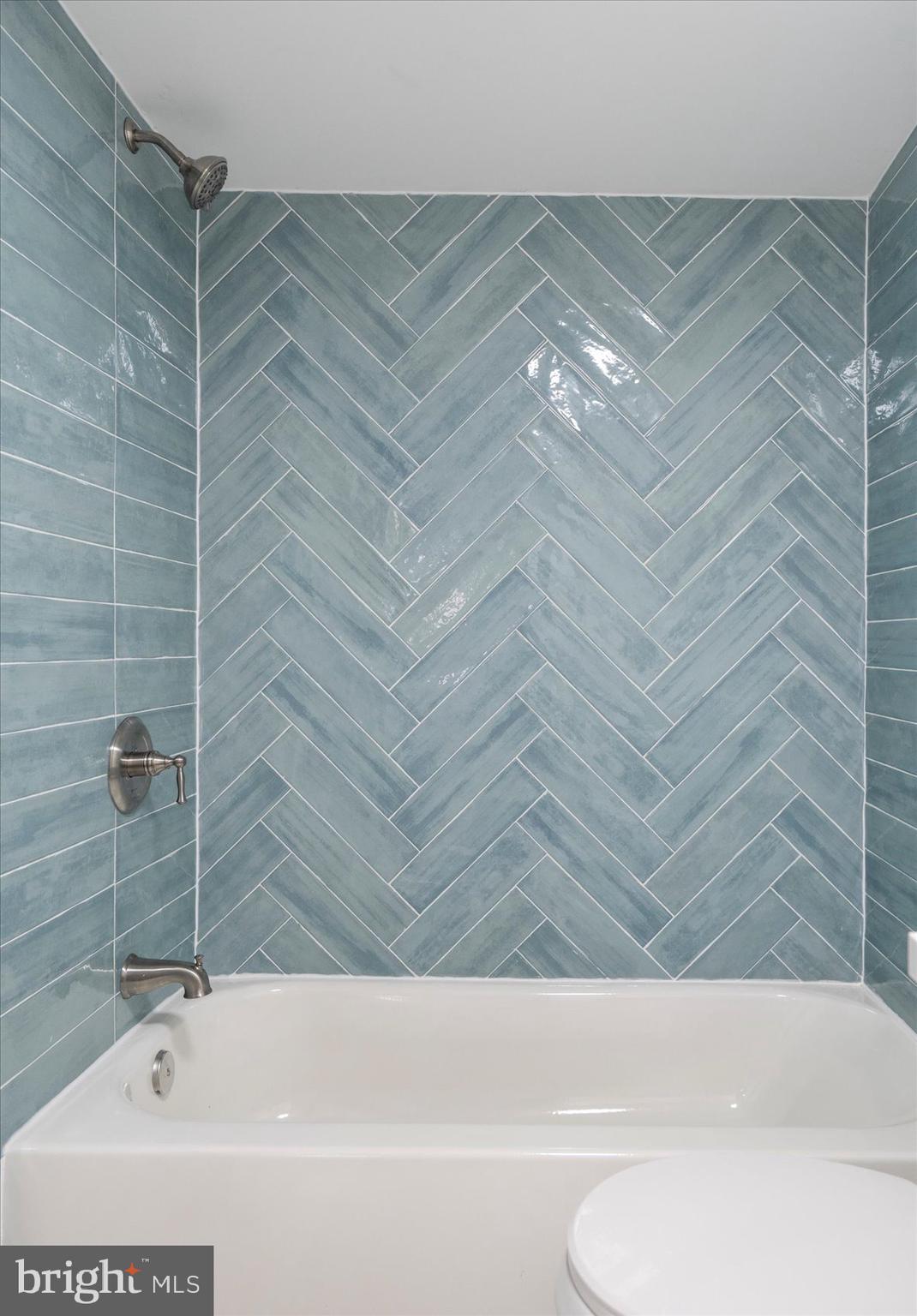 1428 COVINGTON STREET