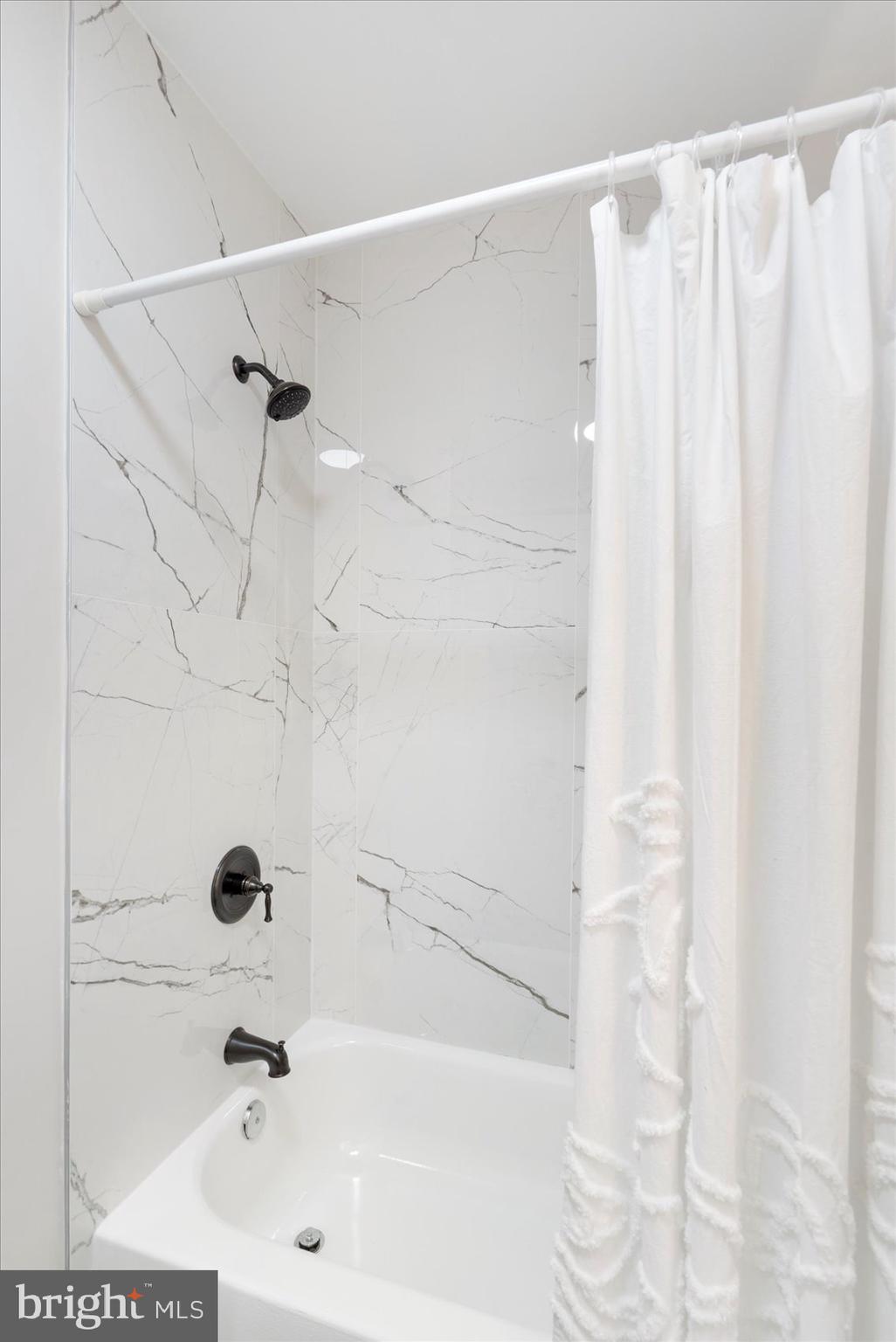 1428 COVINGTON STREET