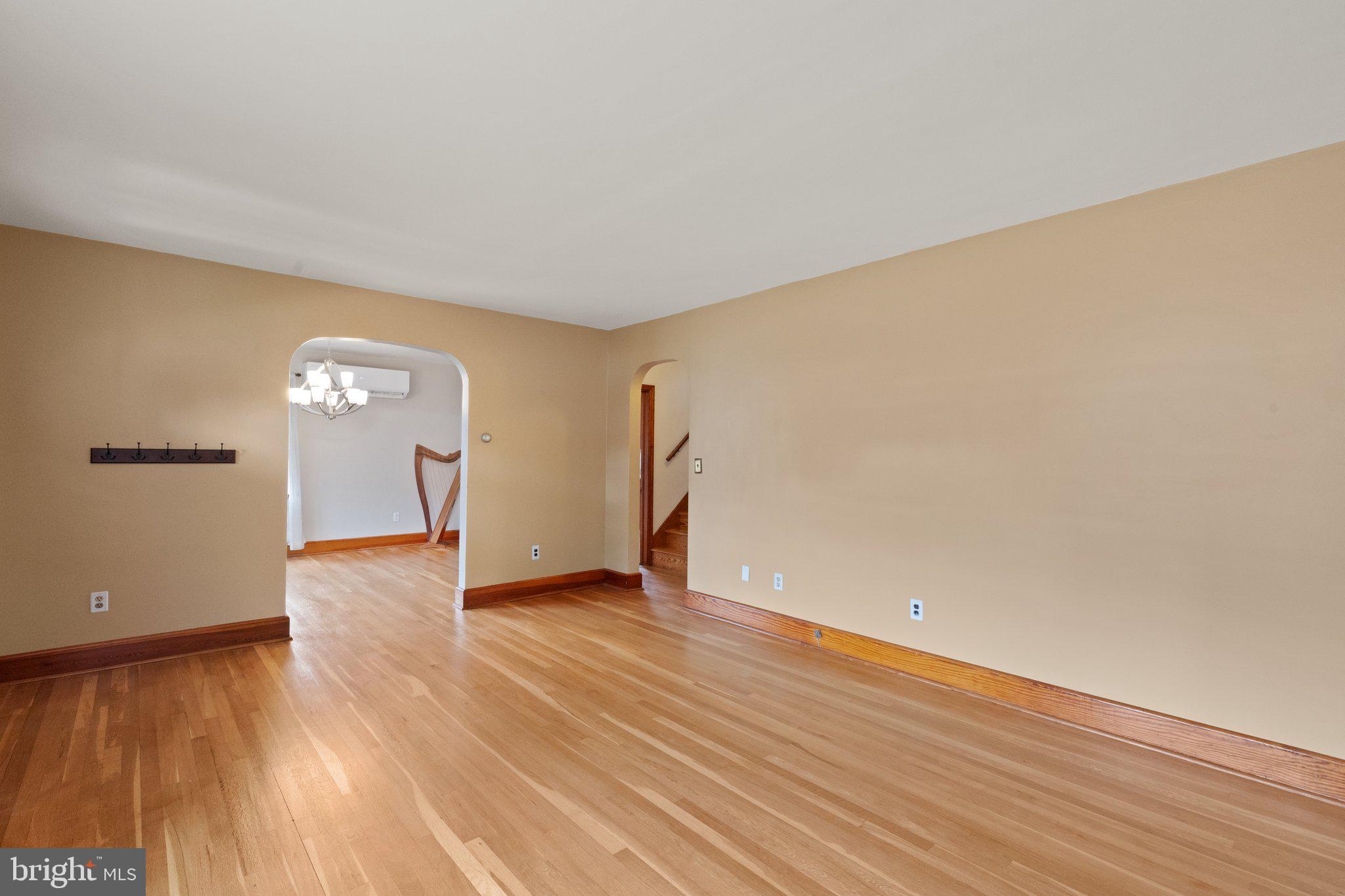 23 WESTMORELAND STREET