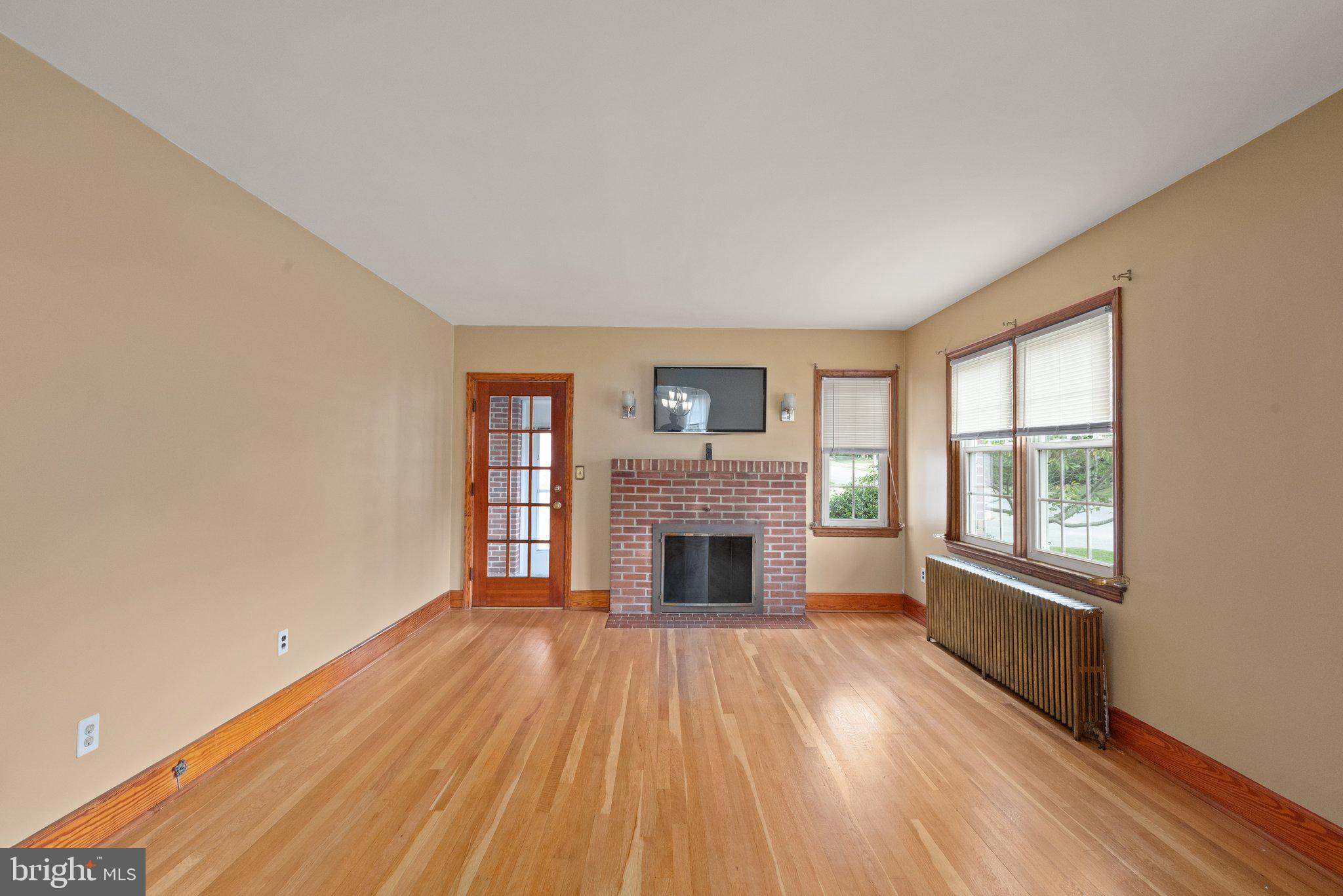 23 WESTMORELAND STREET