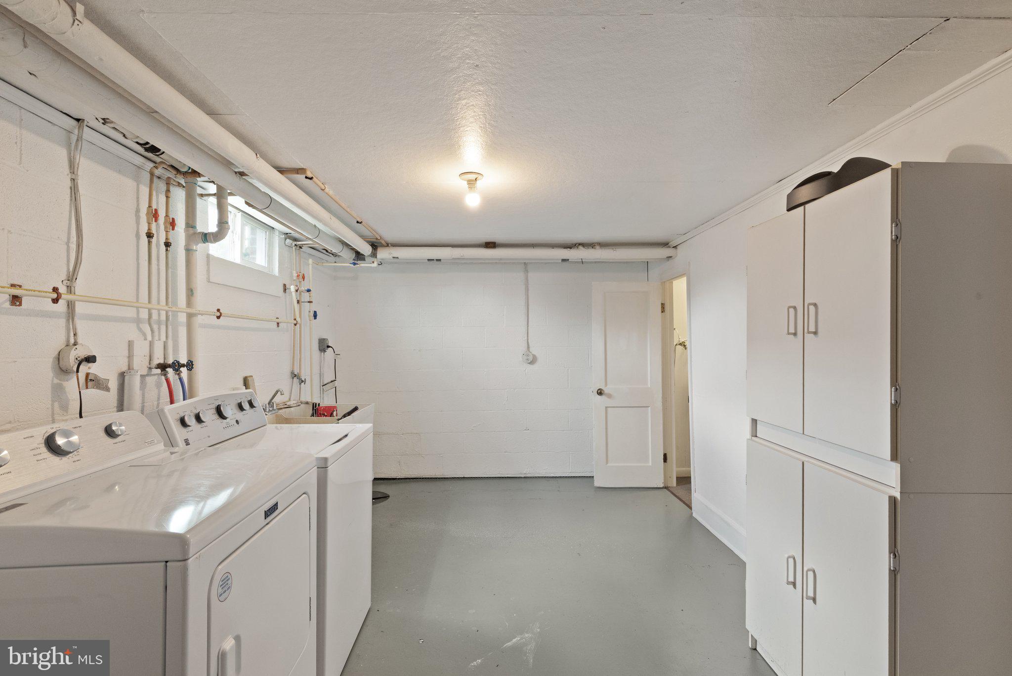 23 WESTMORELAND STREET