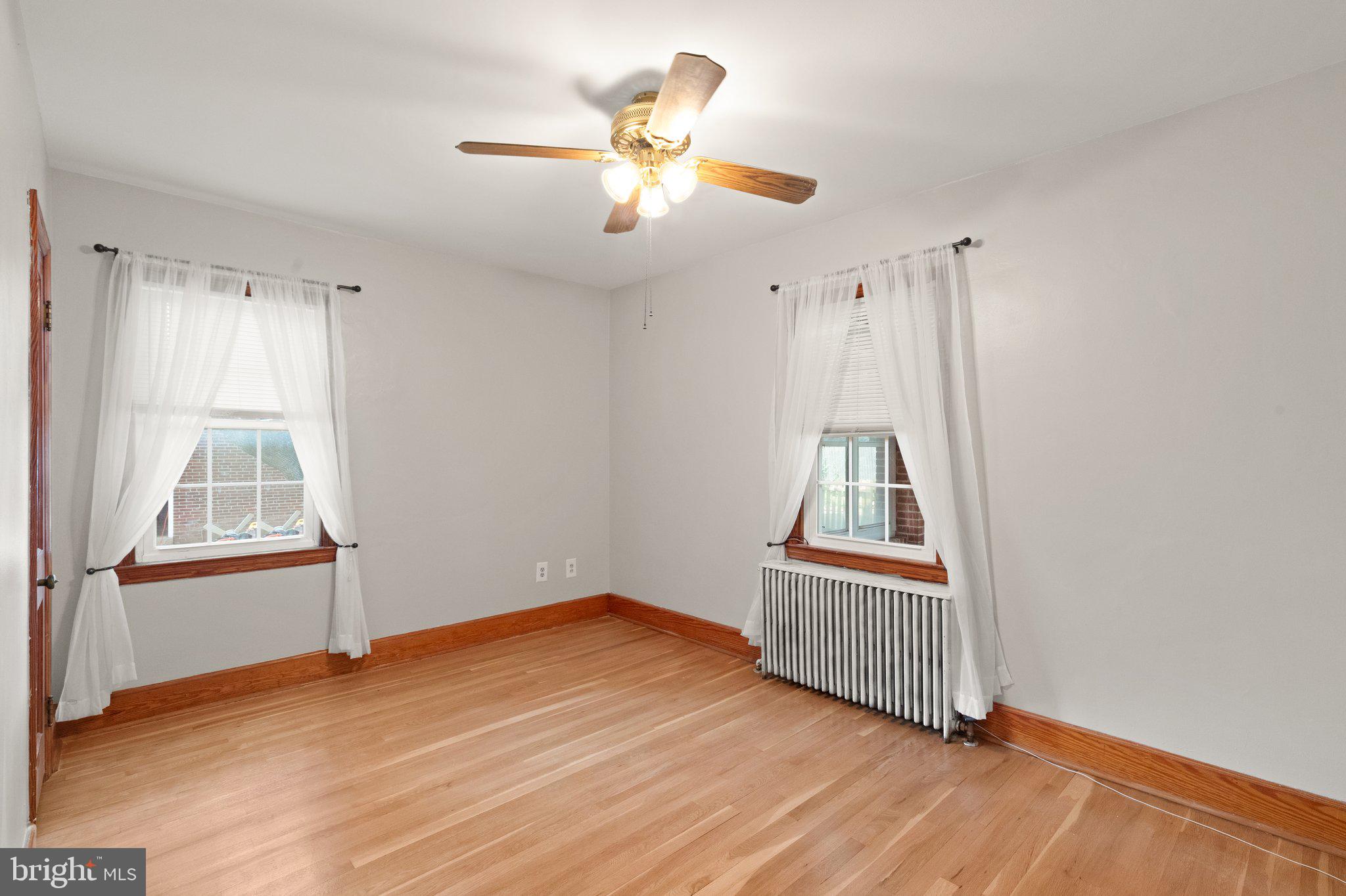 23 WESTMORELAND STREET