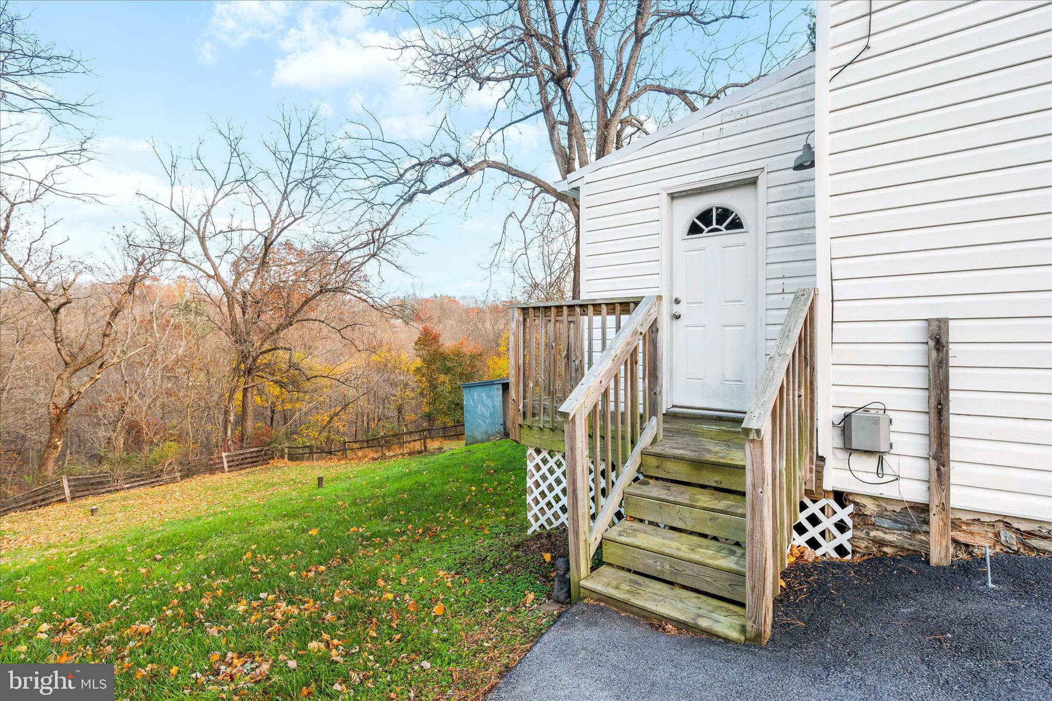 2060 FLAG MARSH ROAD