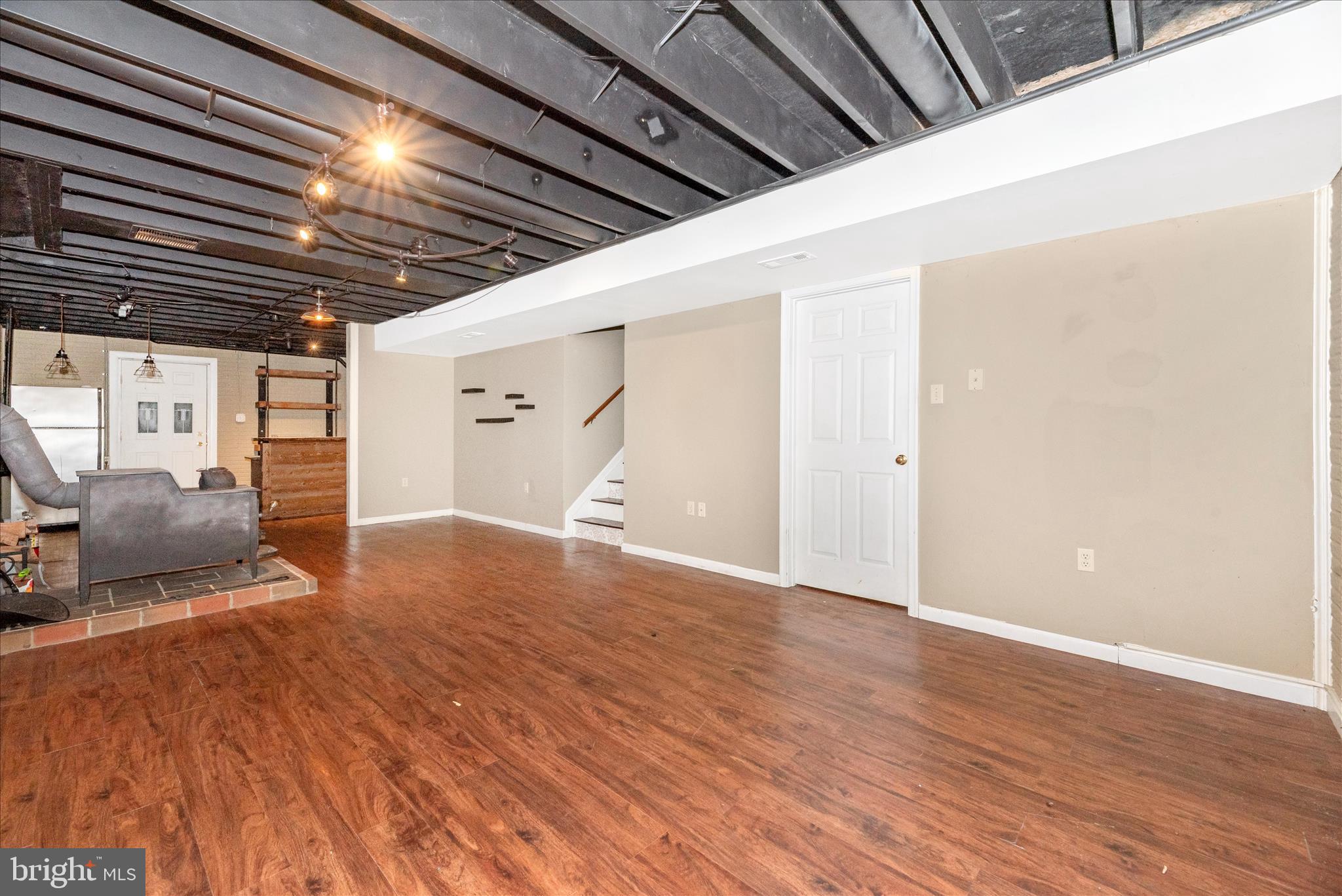 1150 HUMBERT SCHOOLHOUSE ROAD