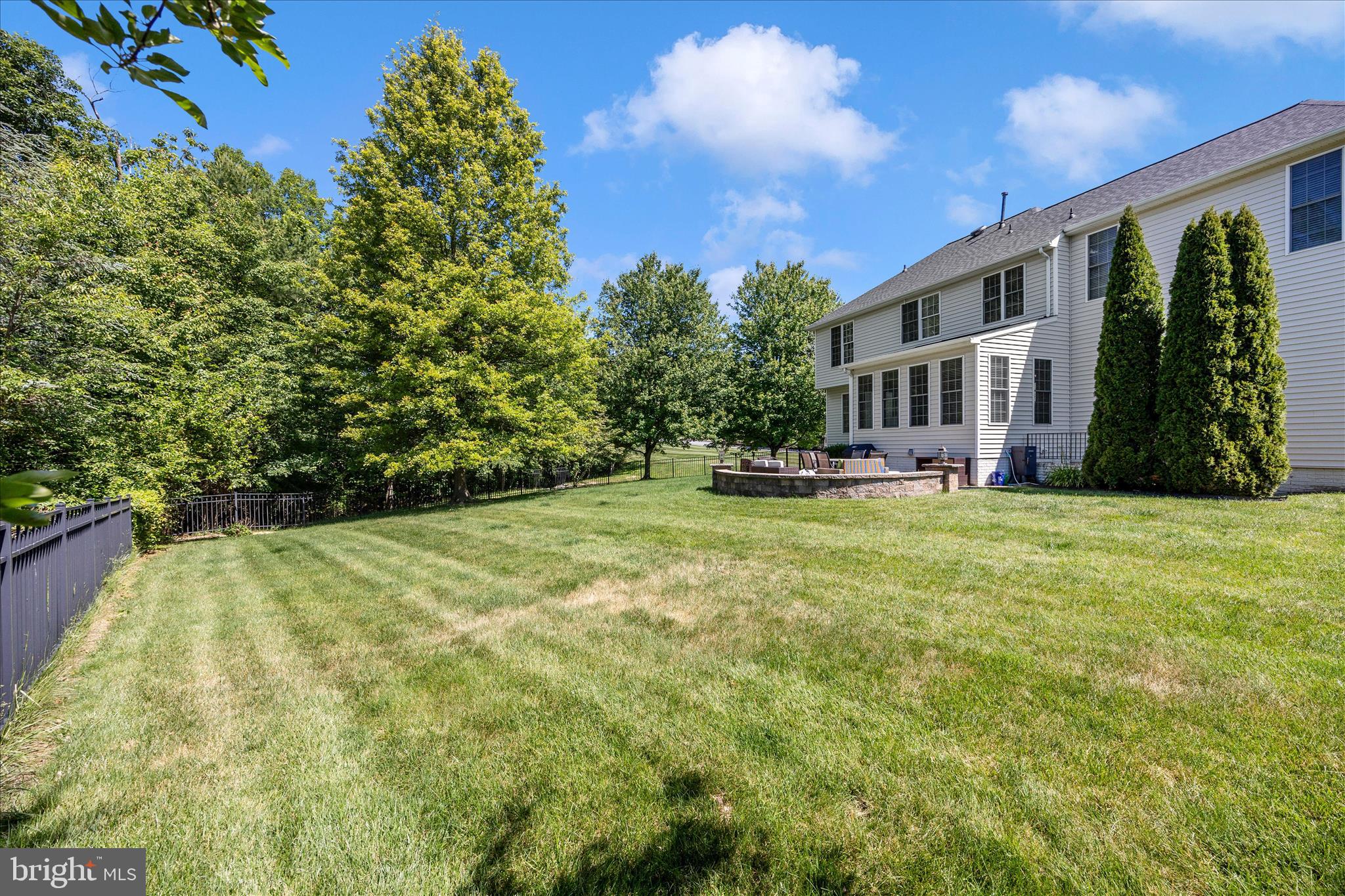 1510 LOCKSLEY LANE