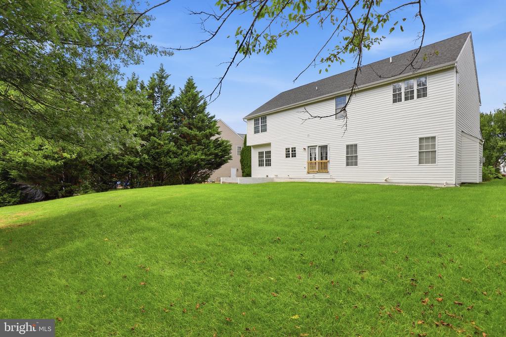 909 BRIDLEWREATH WAY
