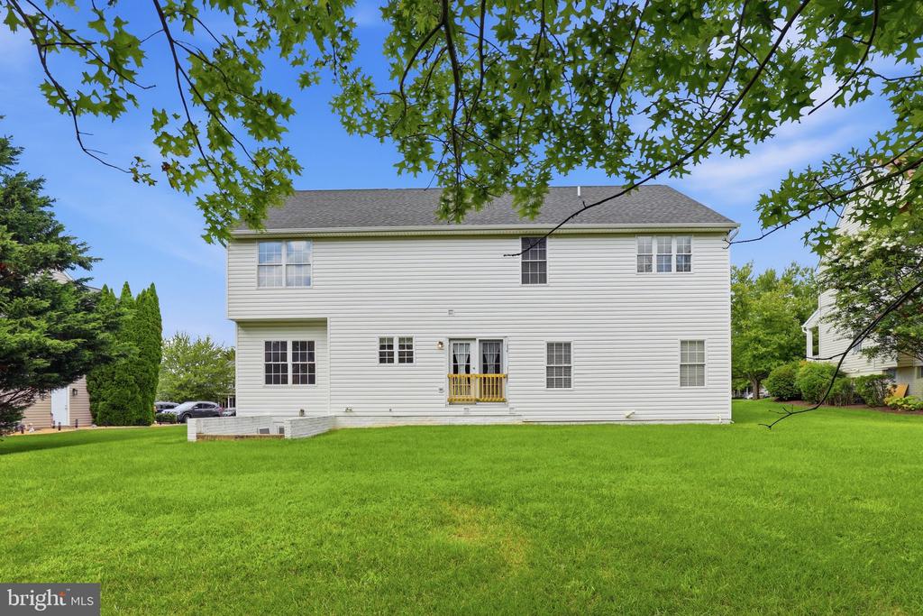 909 BRIDLEWREATH WAY
