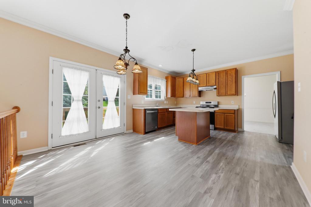 909 BRIDLEWREATH WAY