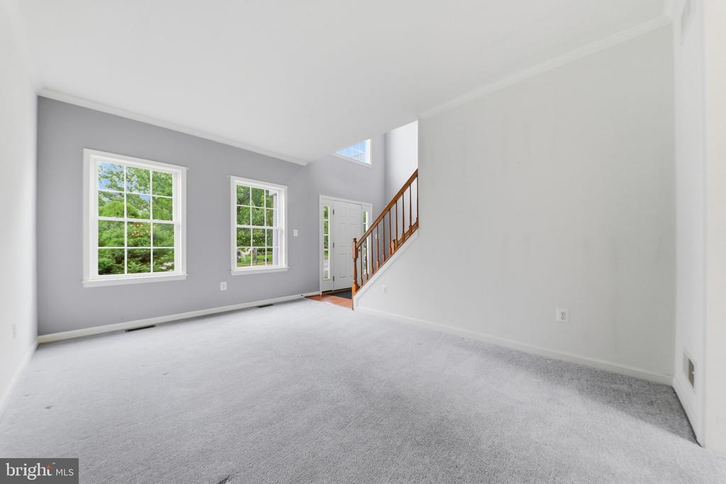 909 BRIDLEWREATH WAY