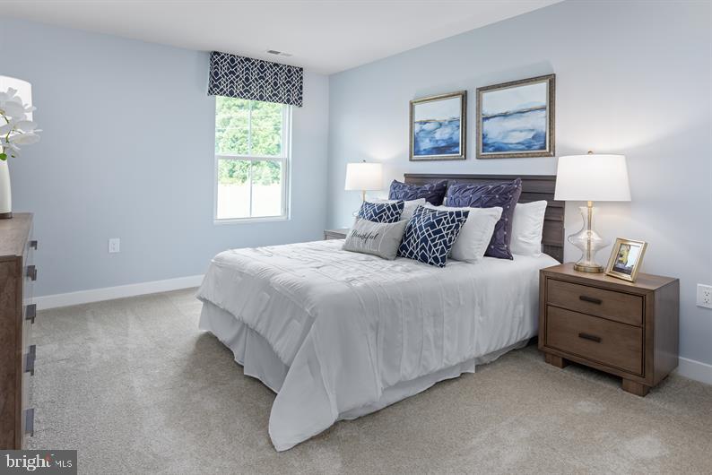 2502 SILVER LEAF DRIVE