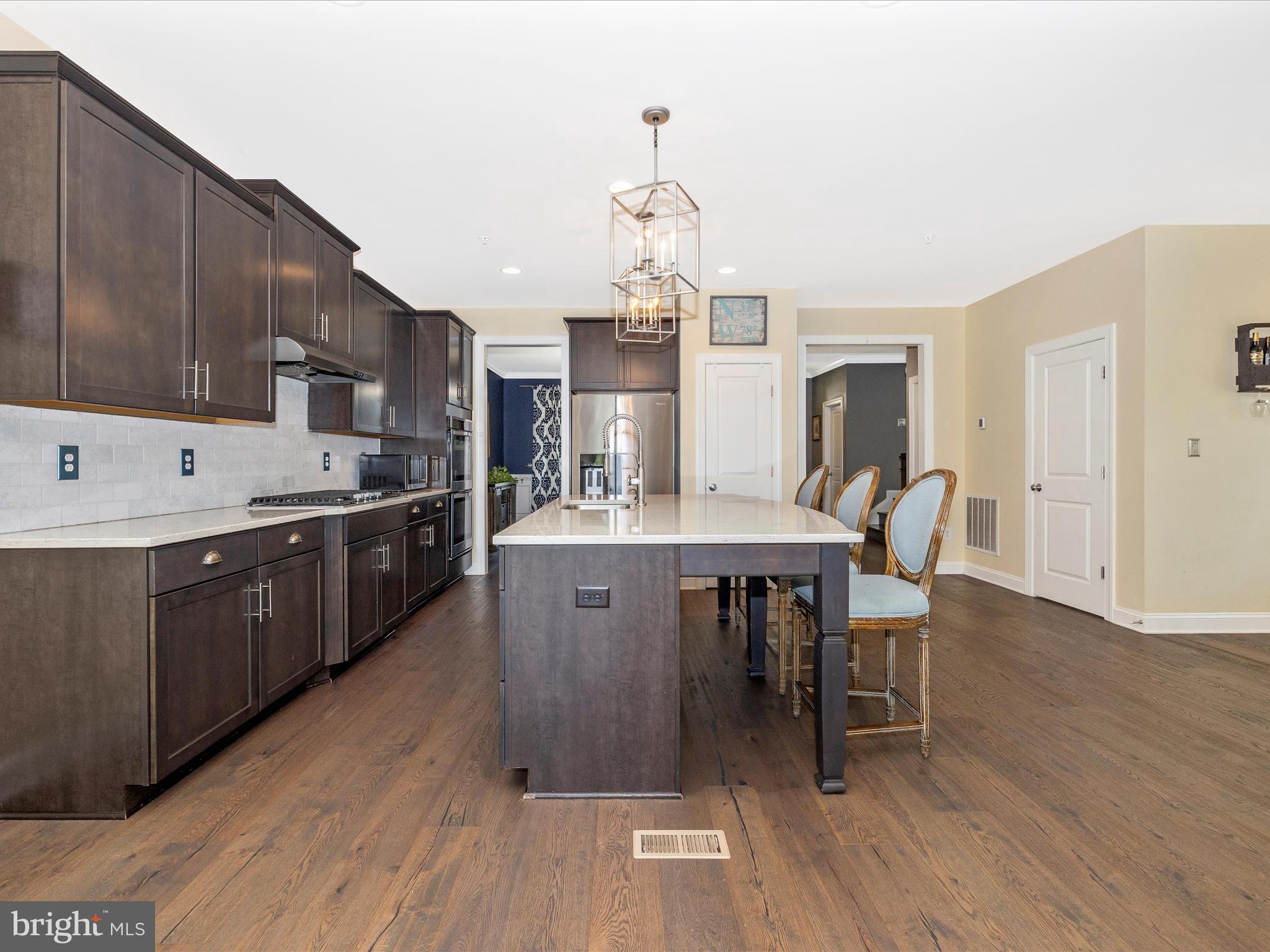 4425 LANDSDALE PARKWAY