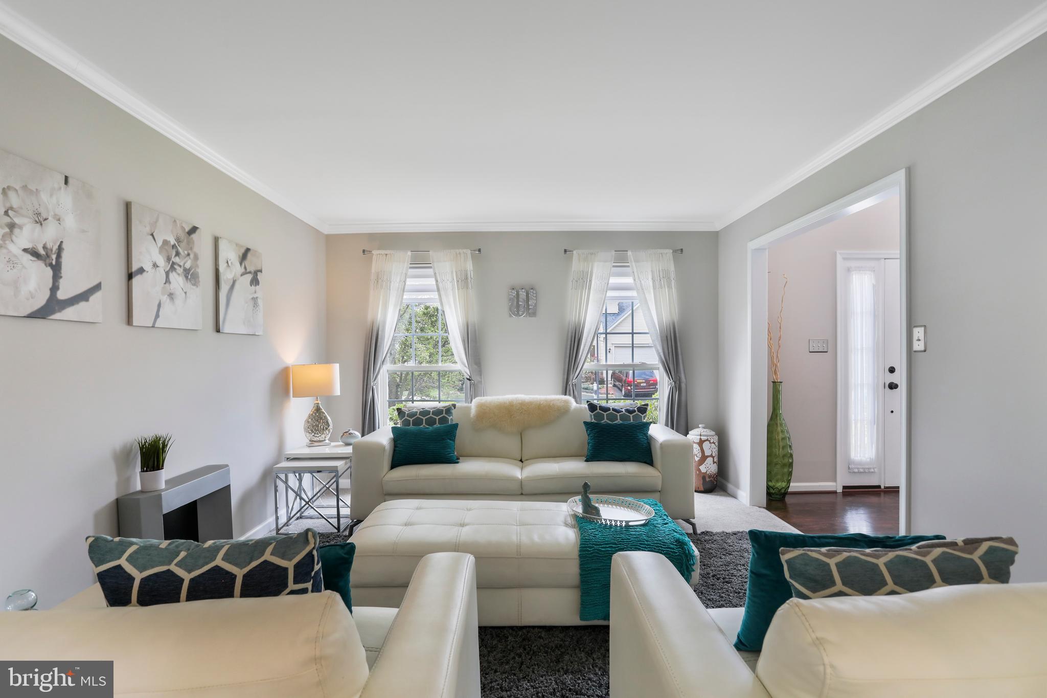 1802 WHISPERING MEADOW COURT