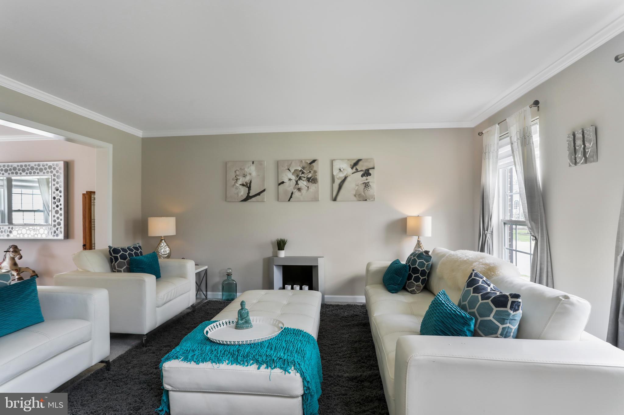 1802 WHISPERING MEADOW COURT