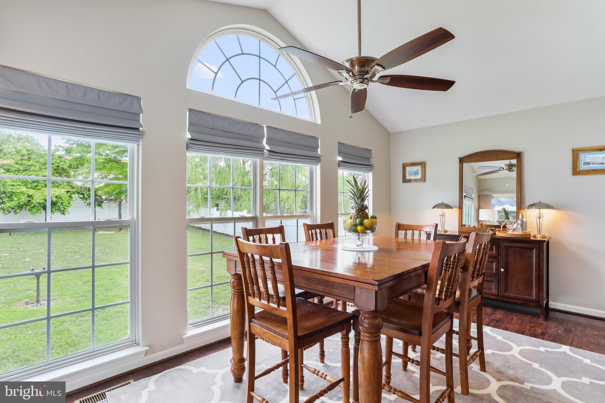 1802 WHISPERING MEADOW COURT