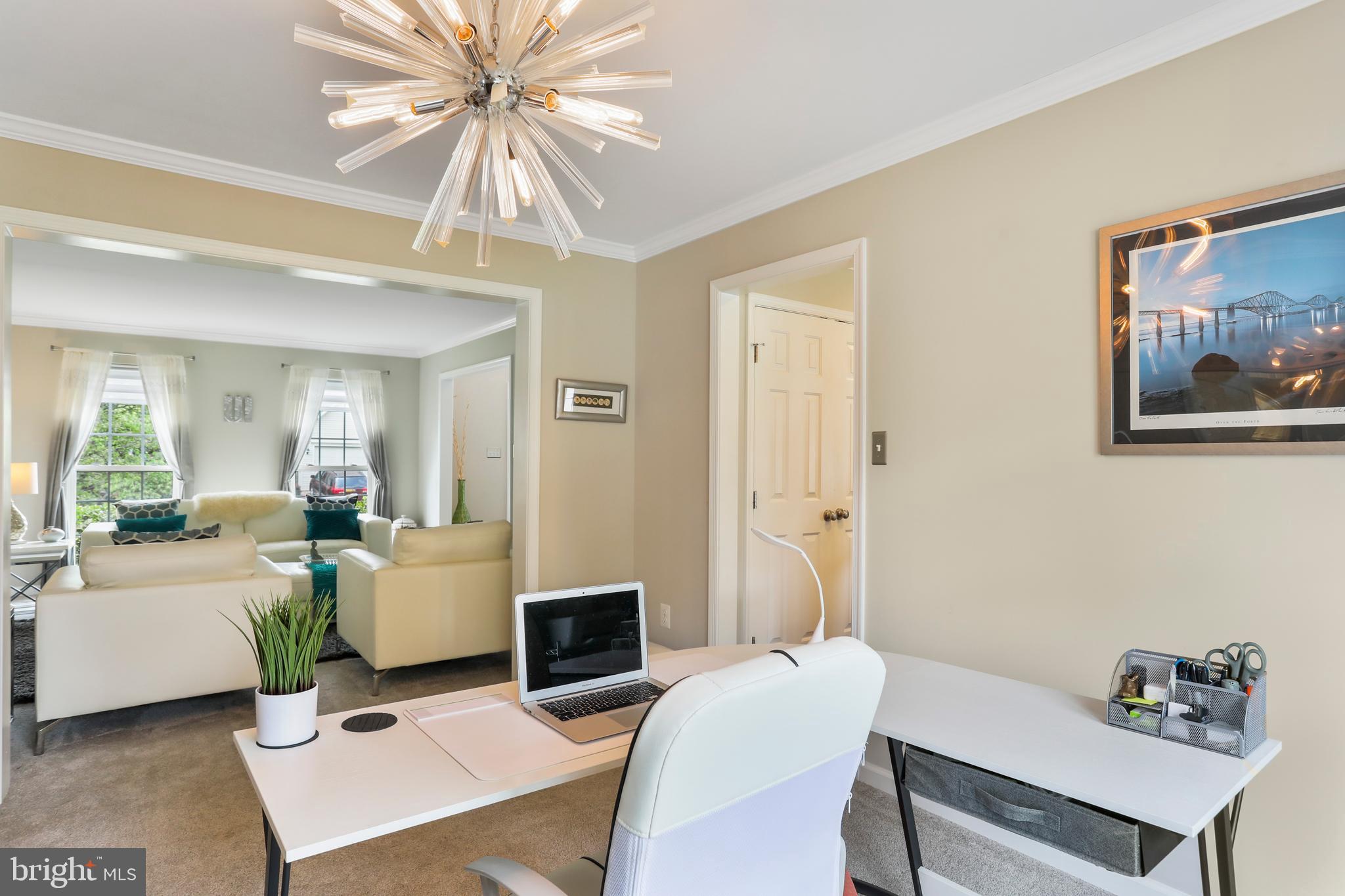 1802 WHISPERING MEADOW COURT