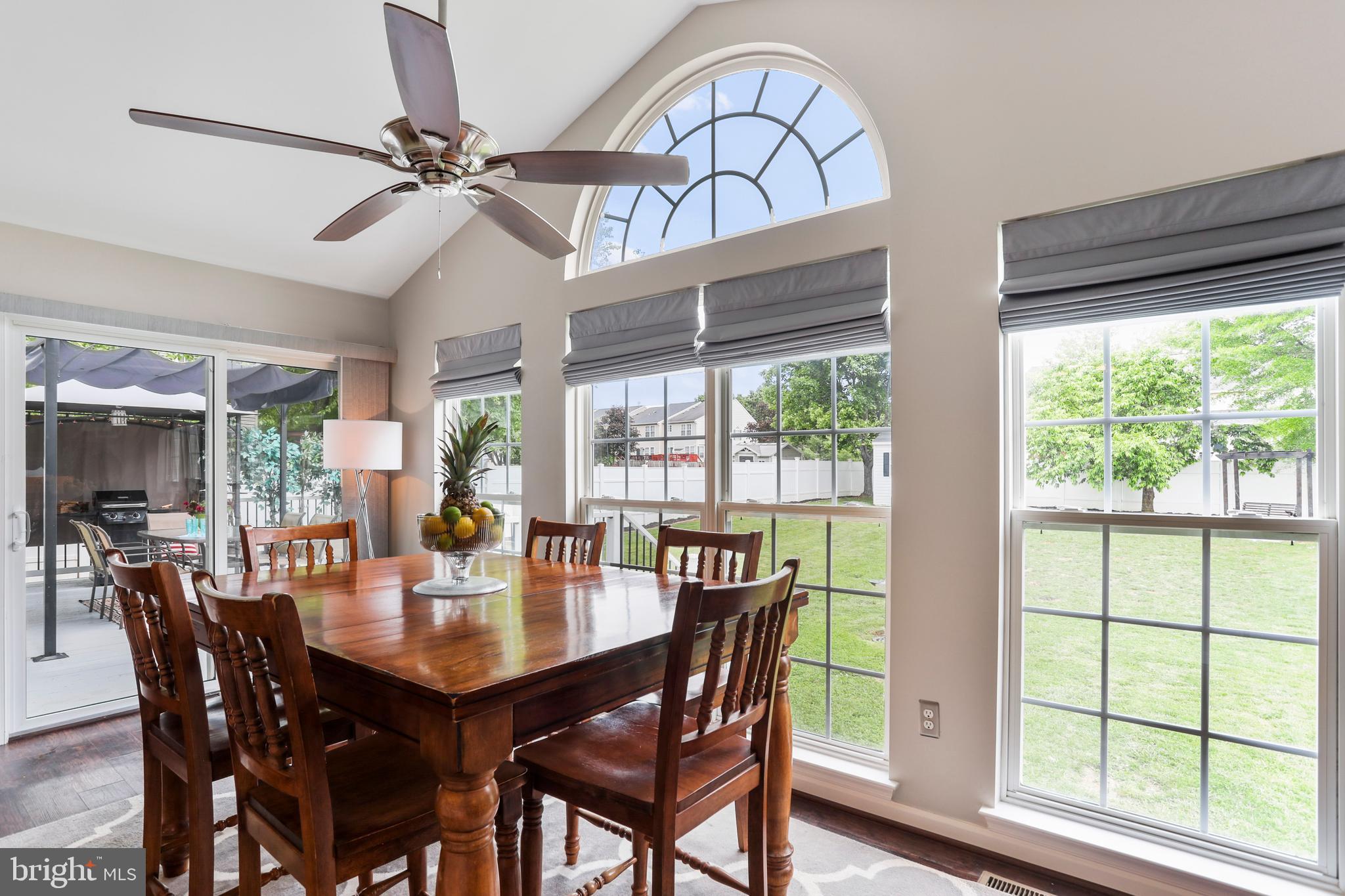 1802 WHISPERING MEADOW COURT