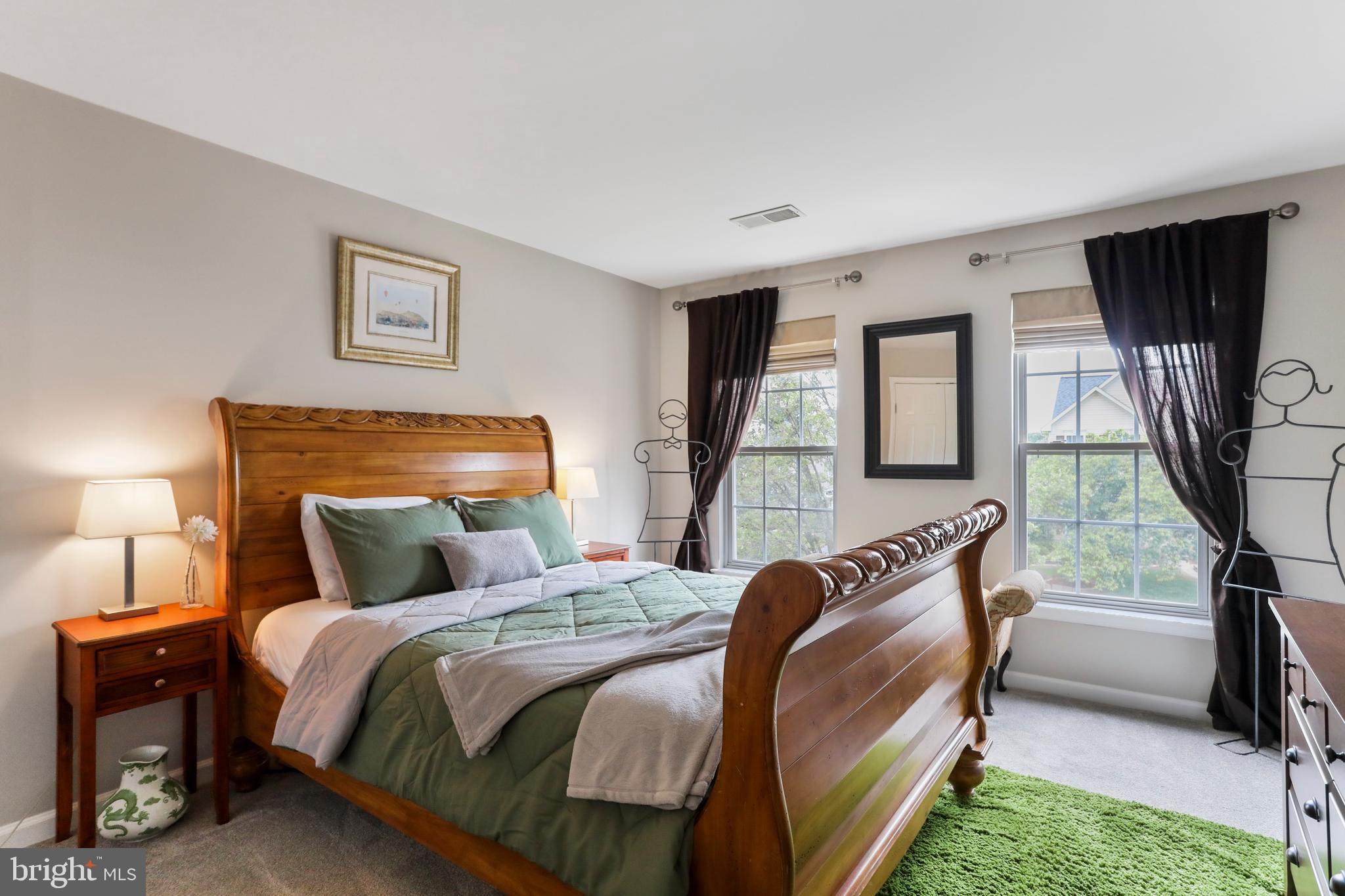 1802 WHISPERING MEADOW COURT