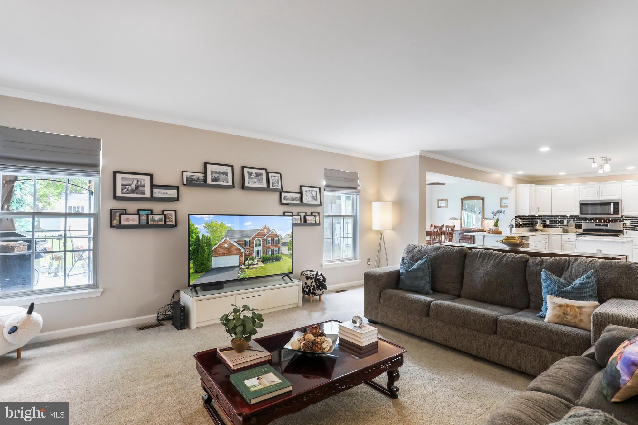 1802 WHISPERING MEADOW COURT