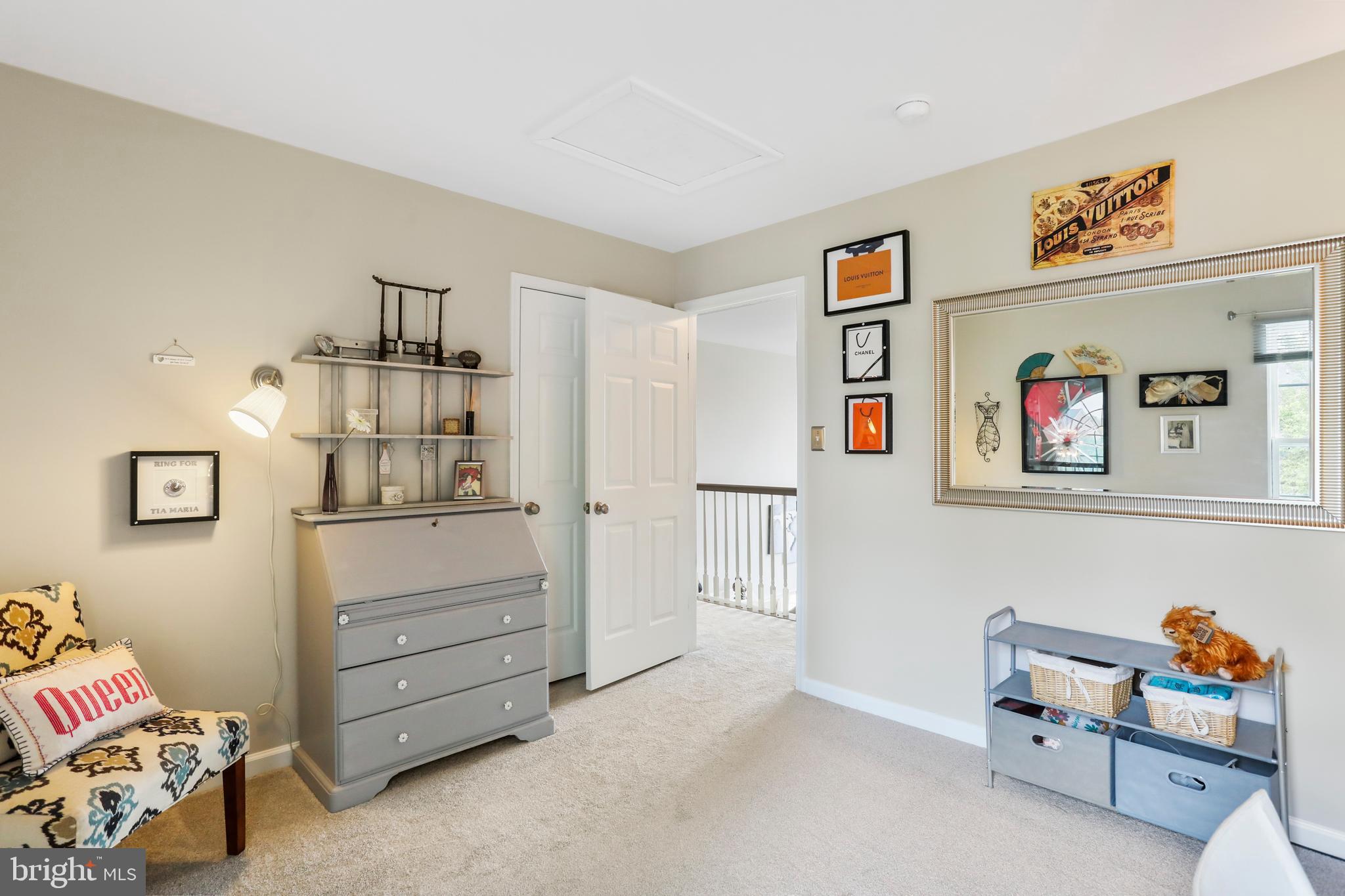 1802 WHISPERING MEADOW COURT