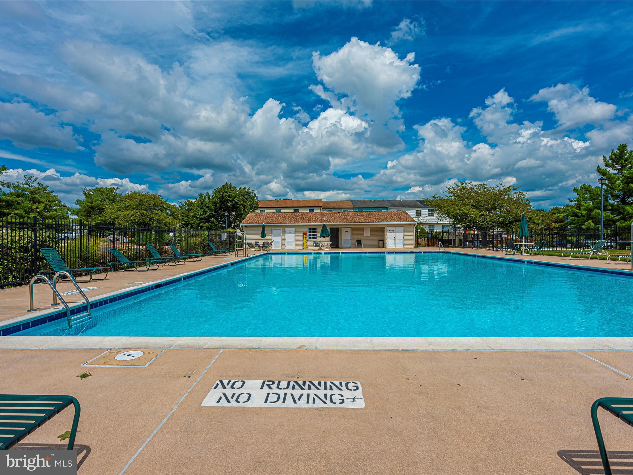 5769 SWEET BAY COURT