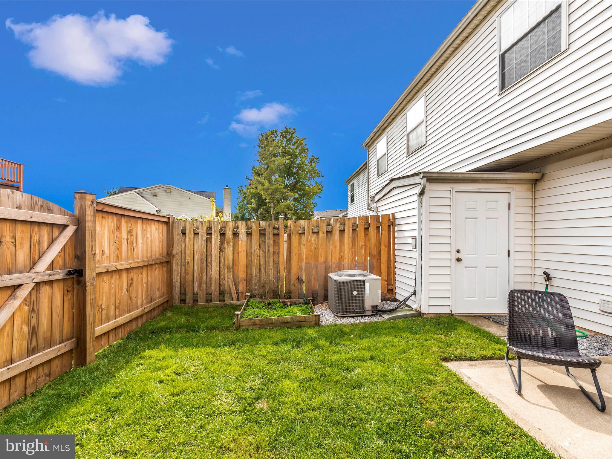 5769 SWEET BAY COURT