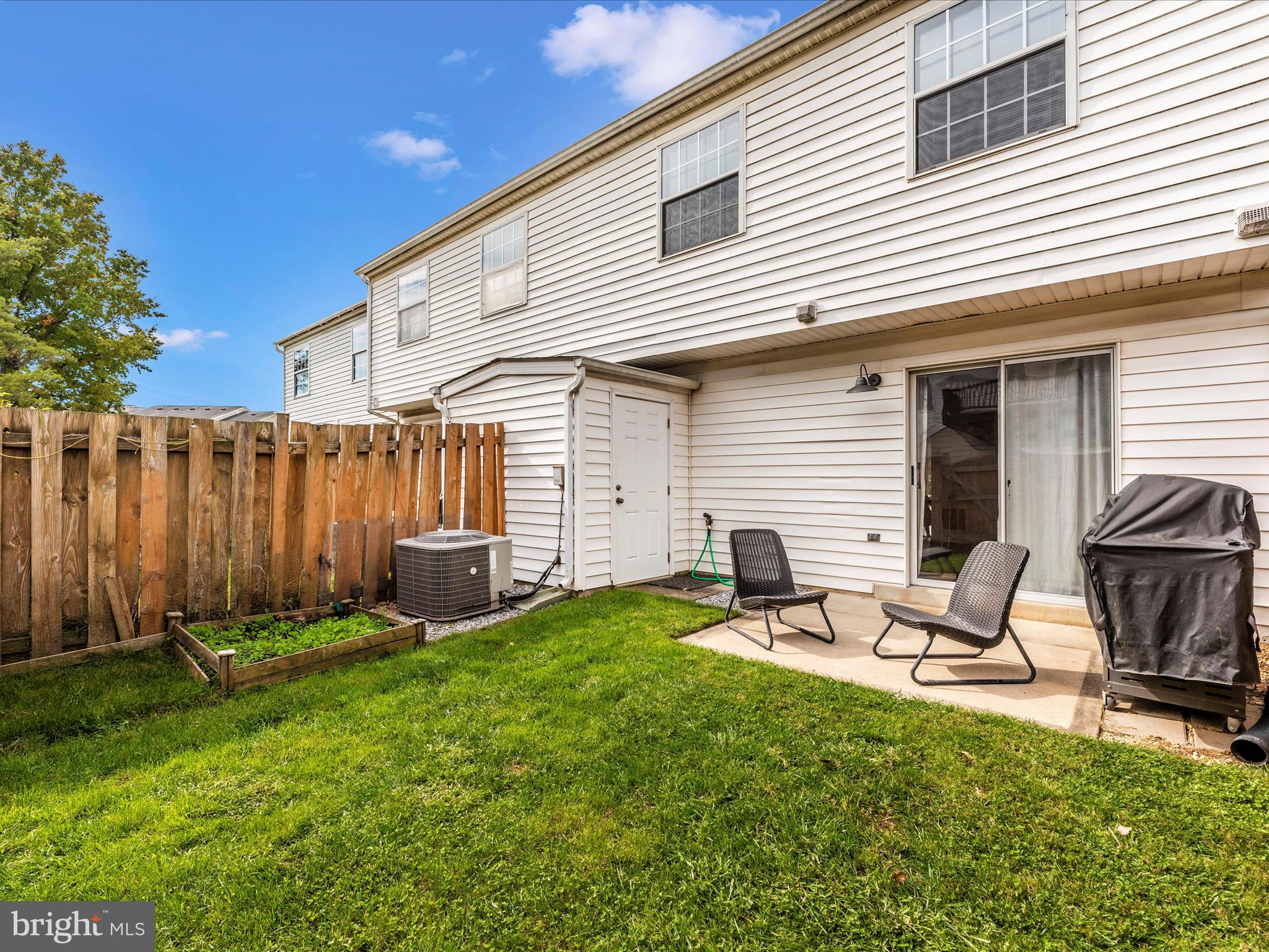 5769 SWEET BAY COURT