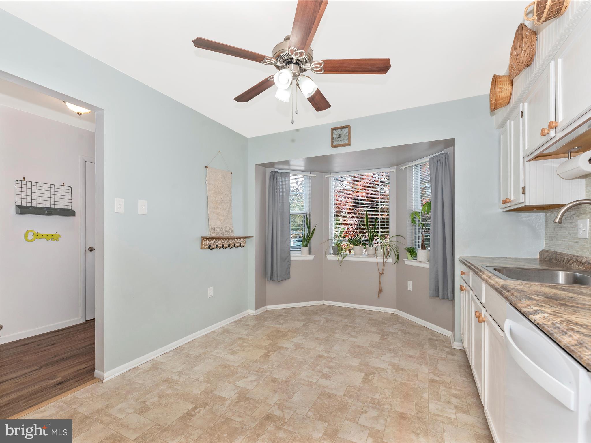 5769 SWEET BAY COURT