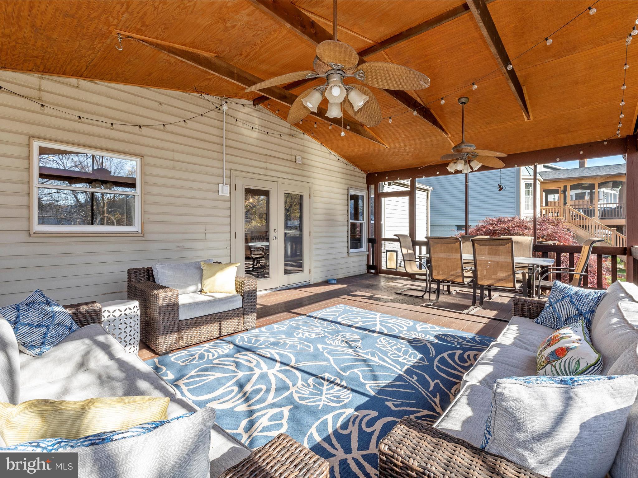 6112 HUCKLEBERRY WAY