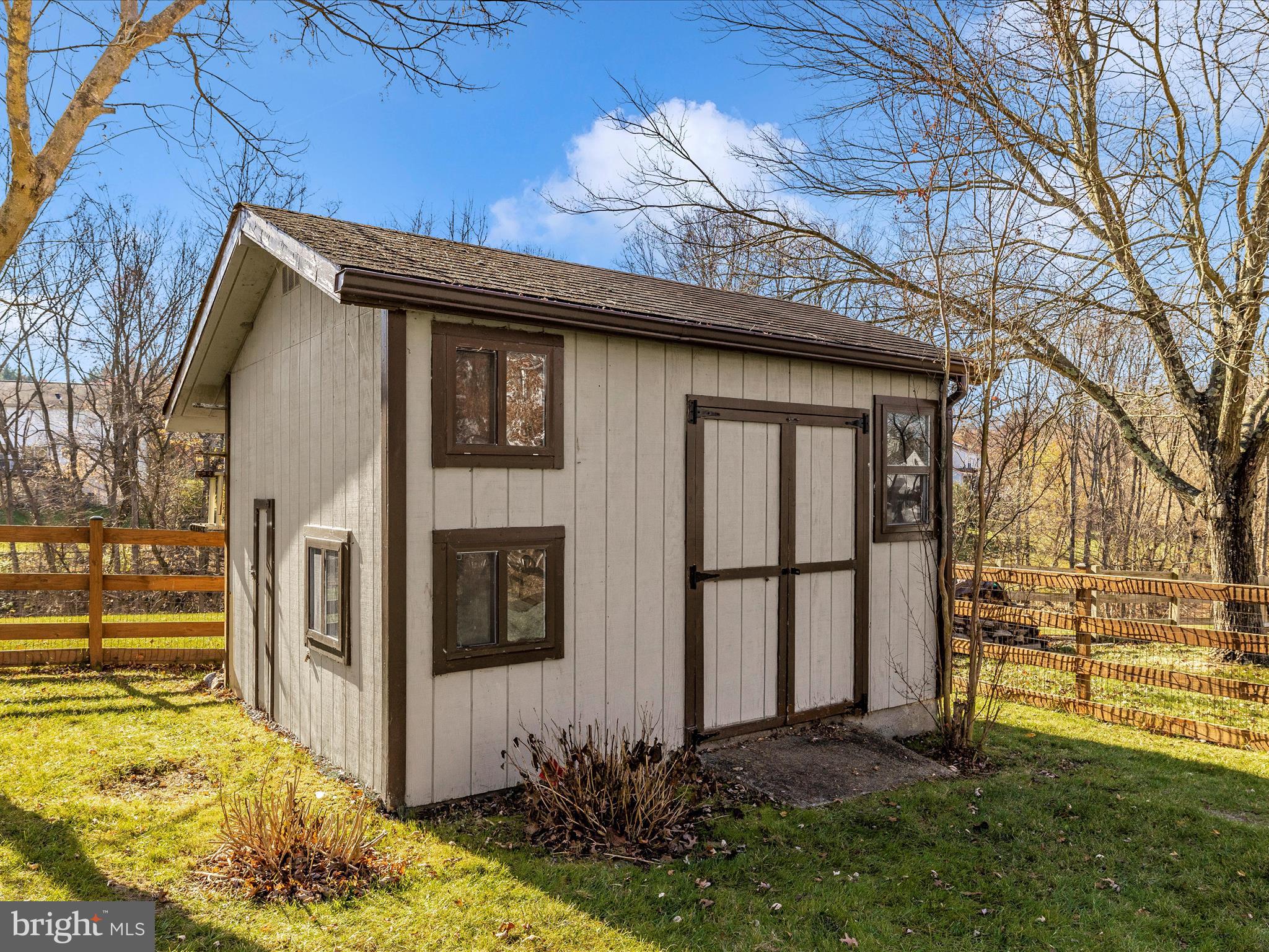 6112 HUCKLEBERRY WAY